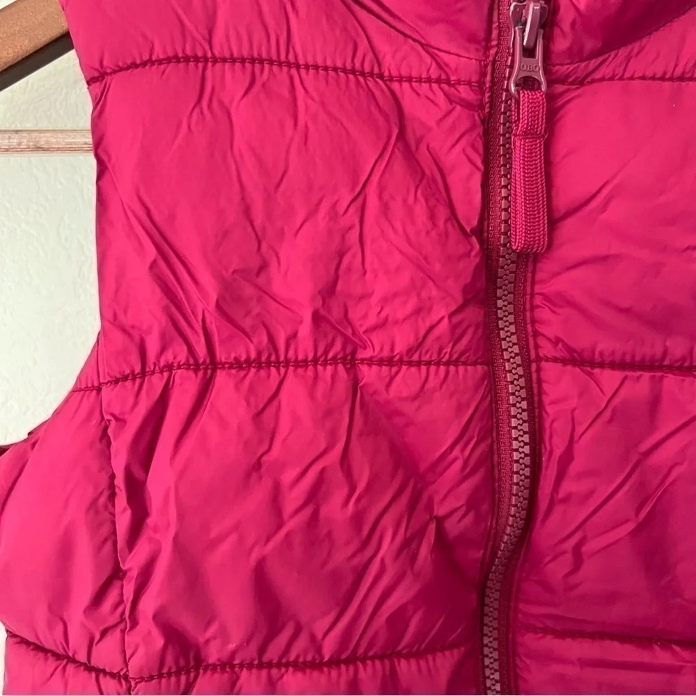 Old Navy Burgundy Sleeveless Puffer Vest, Zip Front, 2 Pockets, M (8)